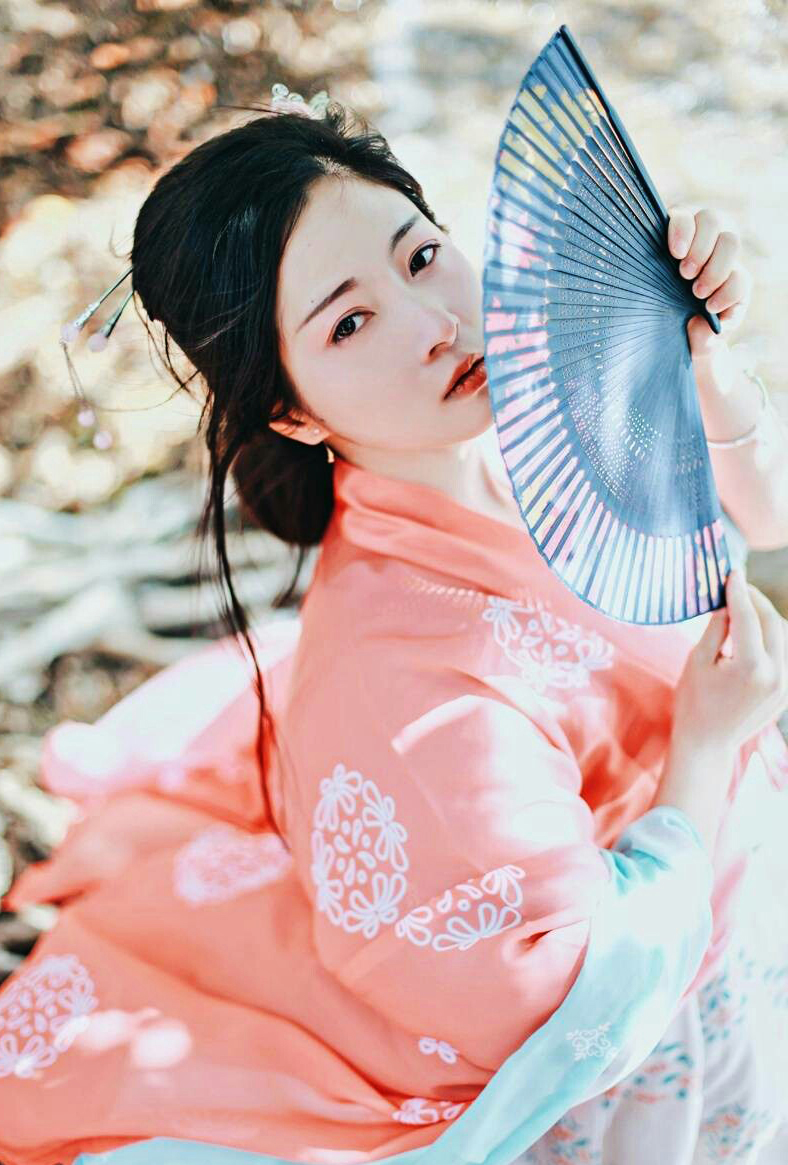你們說話要負(fù)責(zé)（婆婆說風(fēng)涼話，現(xiàn)在就得負(fù)責(zé)，都說我不孝，你們站著說話不腰疼）