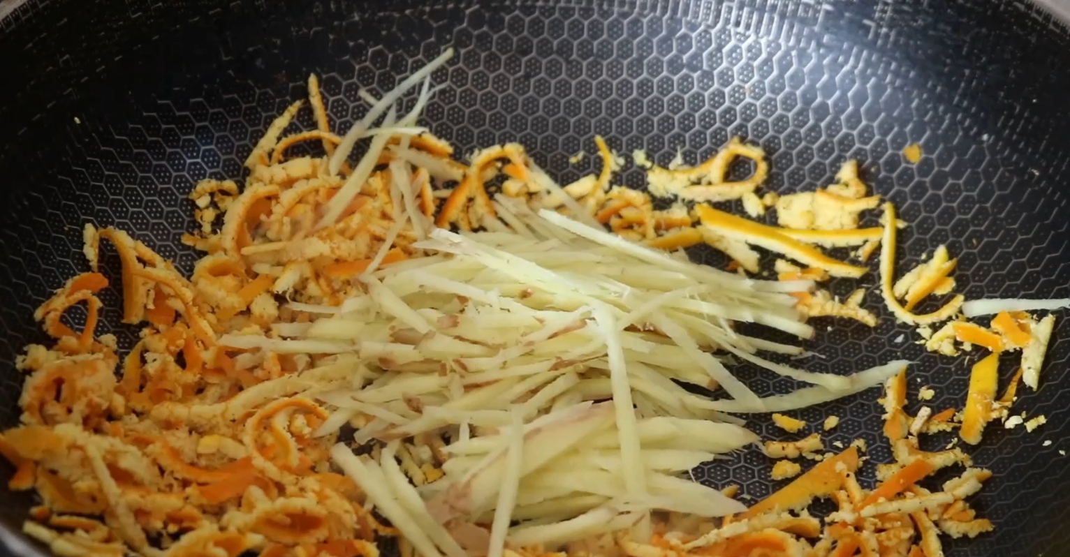 生姜和橘子皮这样搭配，作用想不到这么厉害，解决很多人烦恼