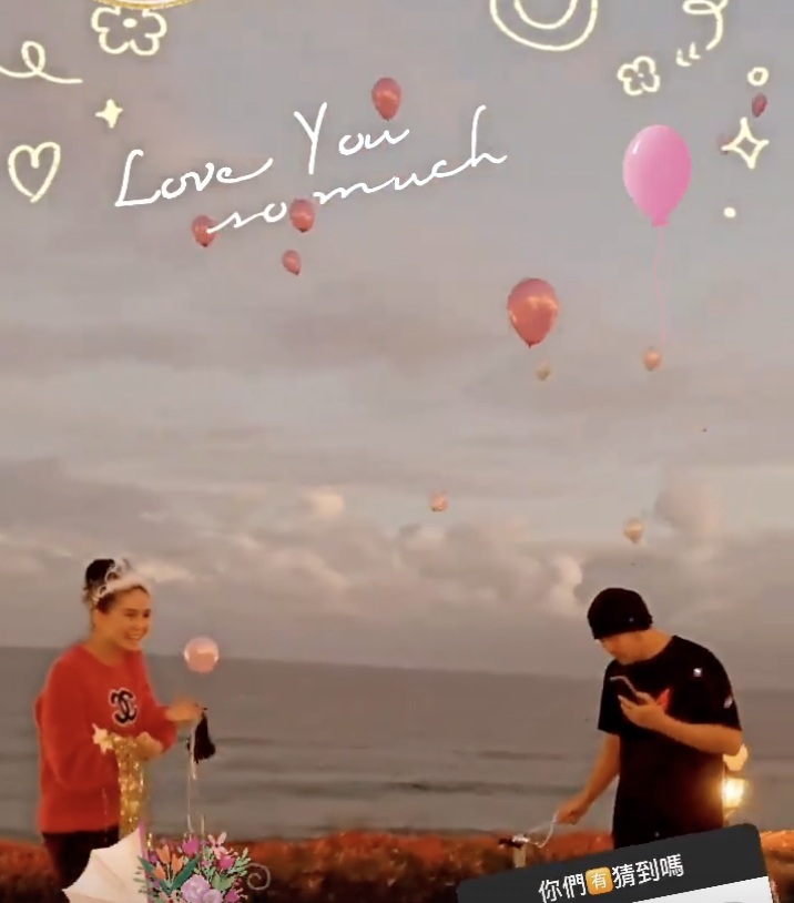 昆凌官宣三胎是女儿，与周杰伦开心戳气球，一双儿女站跟前很乖巧