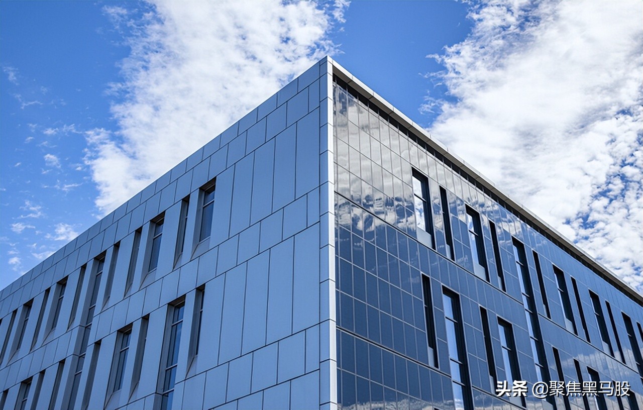 光伏建筑板块发力走强(光伏建筑板块有哪些股) - 信租财经