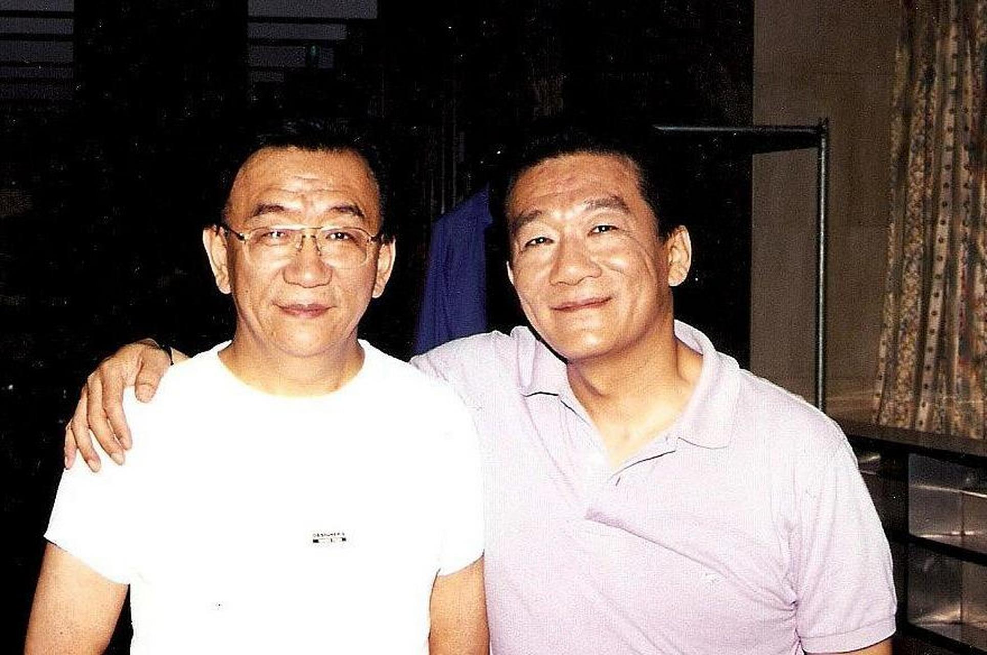 他的三个儿子中只有侯耀华和侯耀文学习了相声,虽说侯宝林已经将侯氏