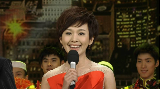 至今还单身的8位央视女主持人，情史个个简单，最大57岁最小29岁