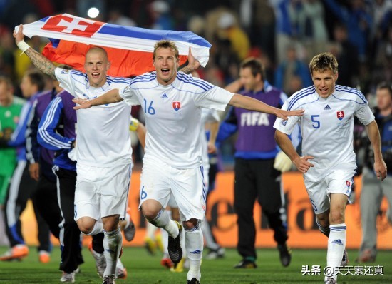 10年世界杯意大利斯洛伐克（80年代以来，第一次参加世界杯时成绩最好的球队是谁）