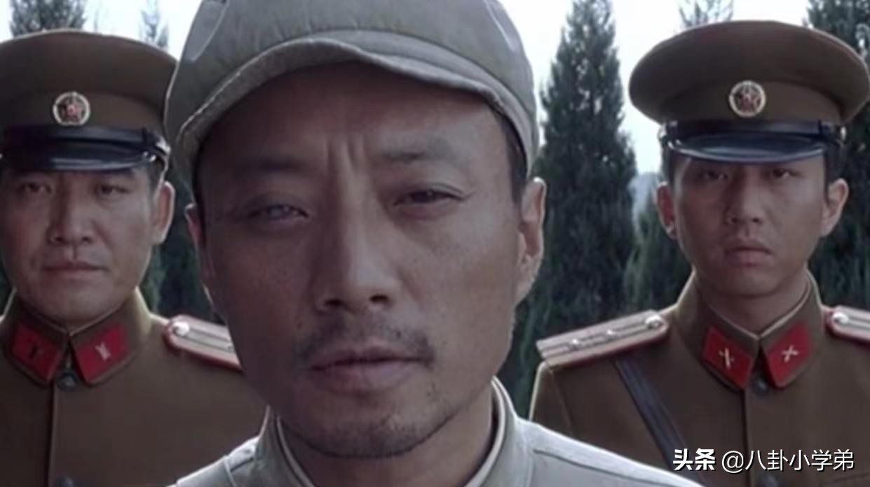 油头粉面、气质不硬就别演军人了，这8位男星告诉你，什么是硬汉