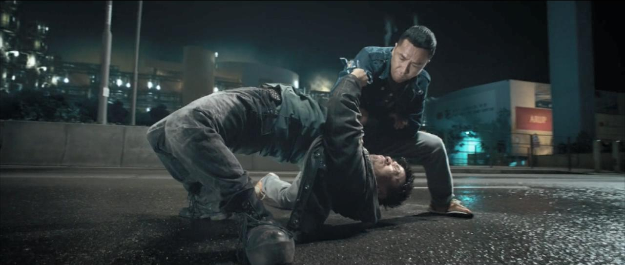 《一个人的武林》为什么成了“烂片”？三刷电影后，我找到了答案