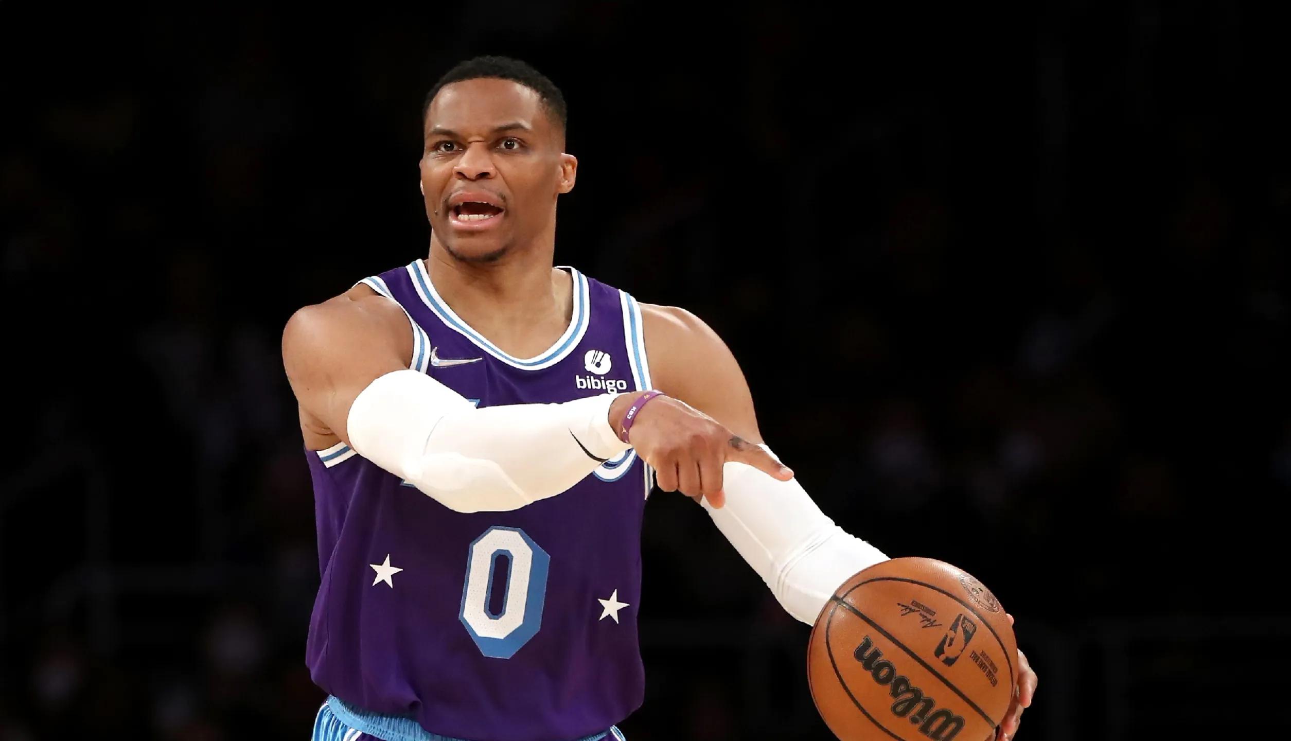 现役nba球员中哪些被高估了（NBA现役被高估的几大球星，塔图姆欧文上榜）