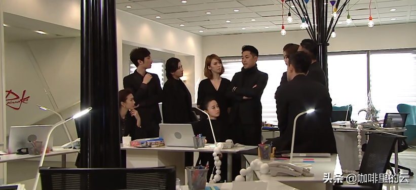 男女主角间无丝毫真情，结局“双黑双灭”，这部剧太不“TVB”了