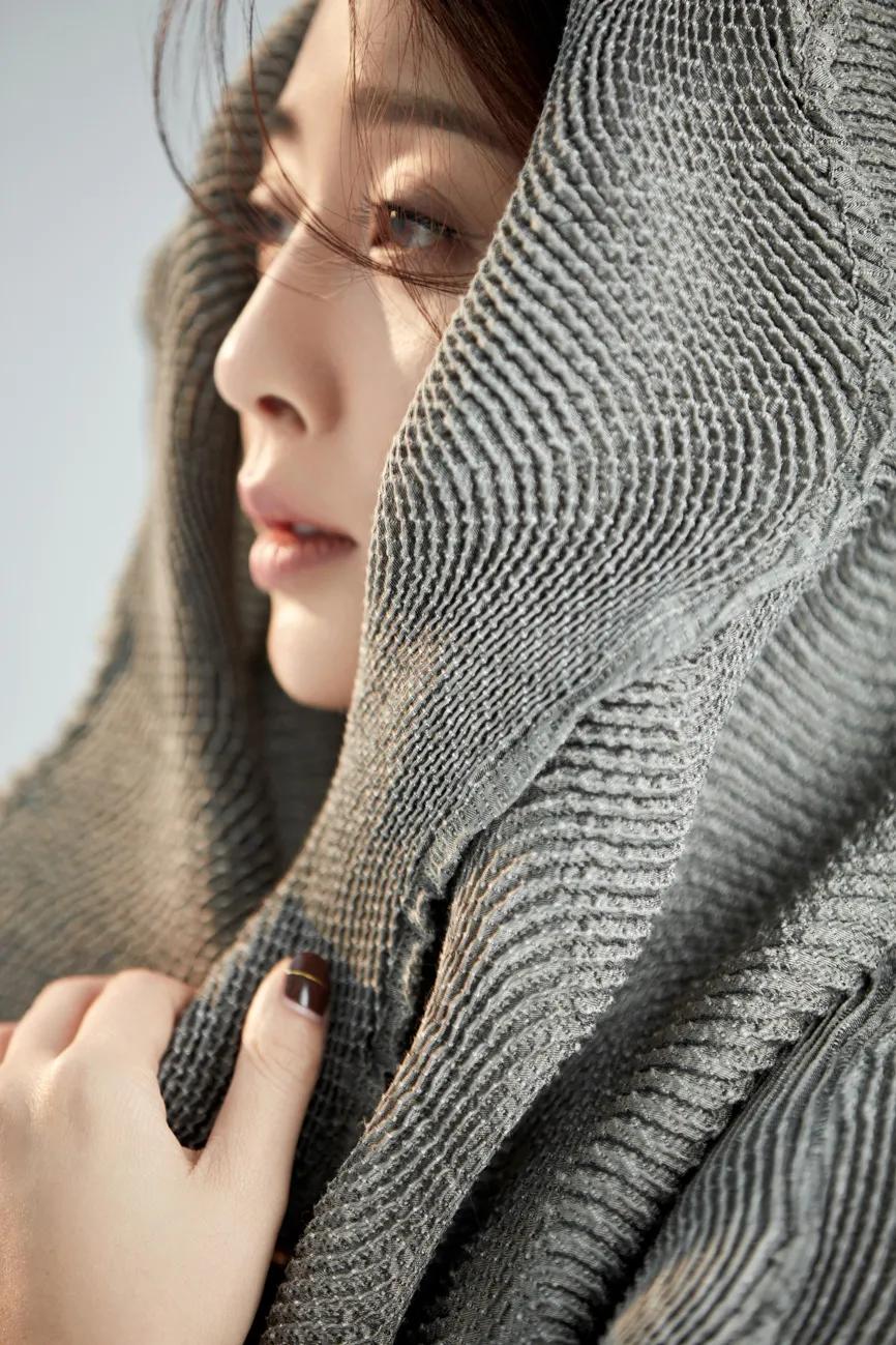 我愿意放弃一切去爱女演员殷桃