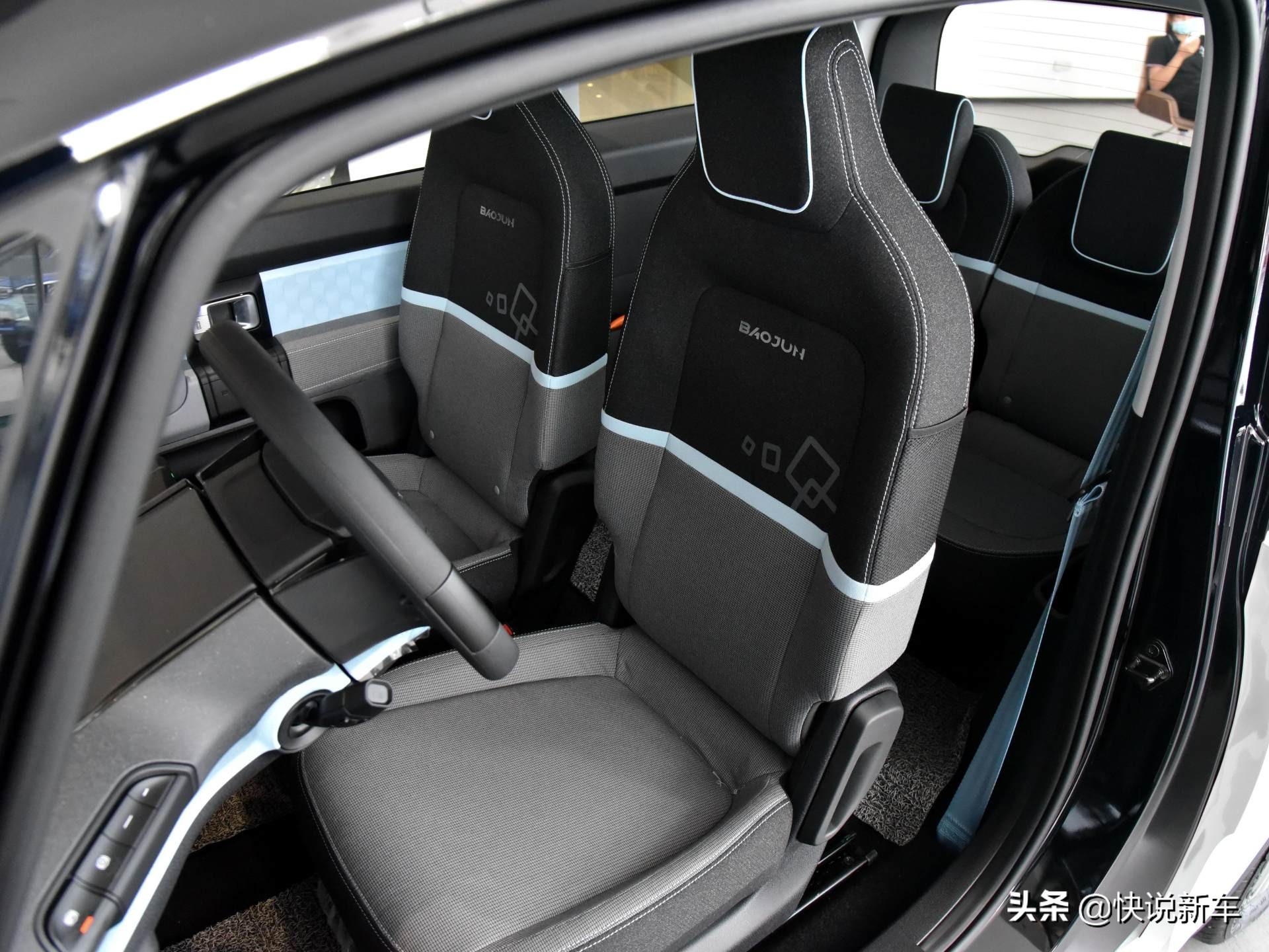 实惠且智能，宝骏大品牌，智能新产品，实拍新宝骏E300
