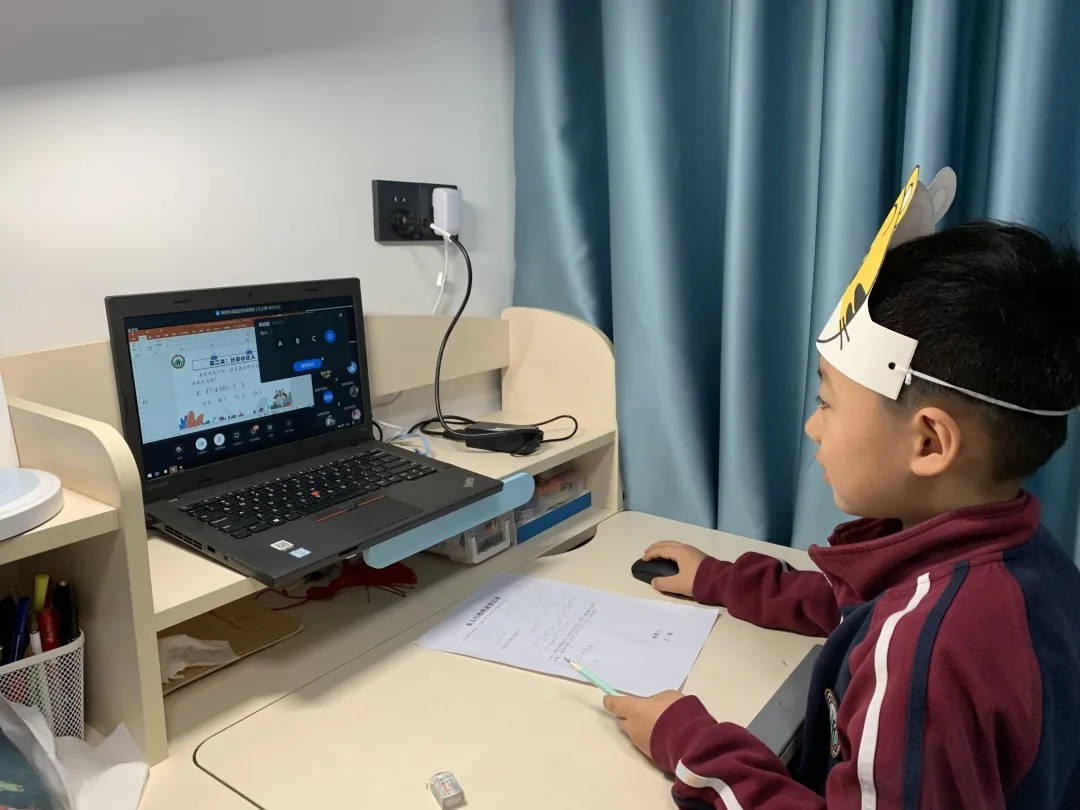 郑东新区文苑学校一二年级线上表现性评价：萌娃趣闯关 云端智慧行