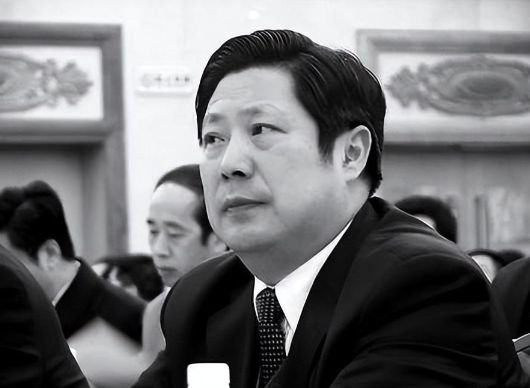 "好色大老虎"陈少勇:公开选妃,包养闺蜜共事一夫,藏2000黄碟