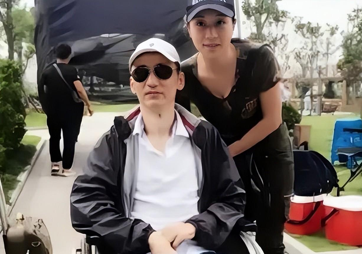 演员陈小艺结婚二十多年,多次出轨小鲜肉,丈夫却坐轮椅也不离婚