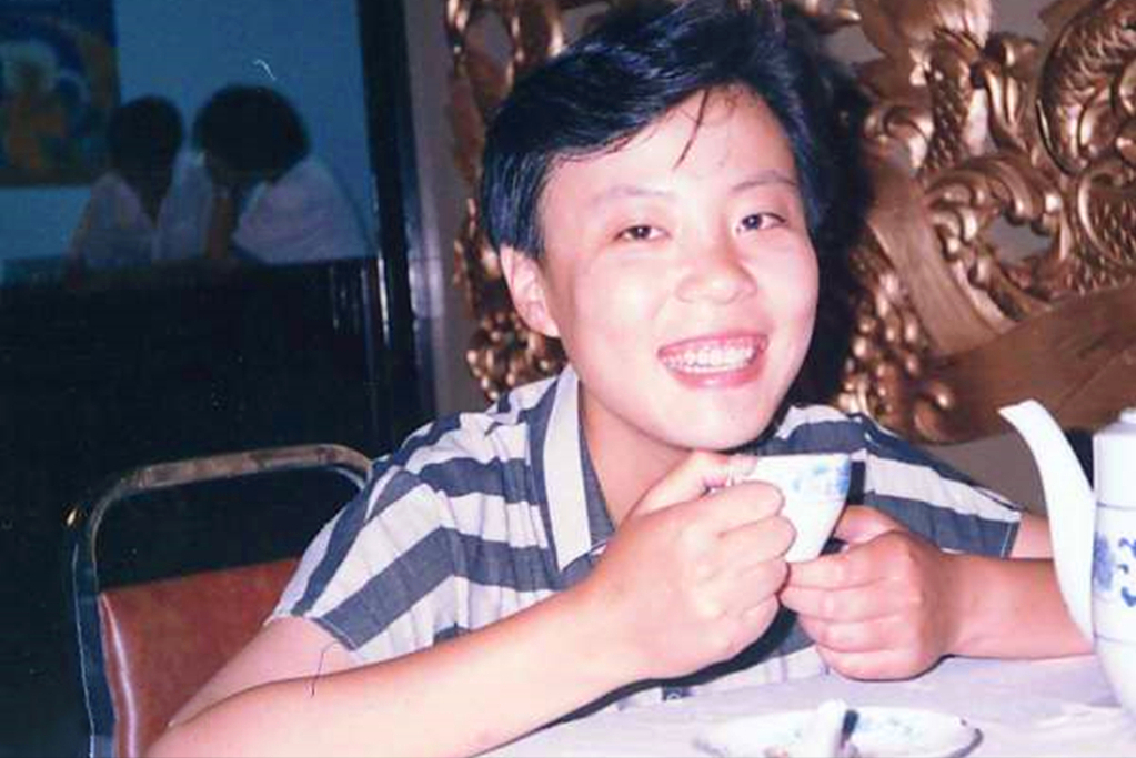 清华才女朱令:离奇"铊中毒"智商永远7岁,姐姐读北大坠崖身亡