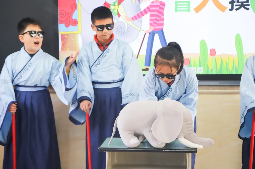 天府新区南湖小学丨英语戏剧助“双减”,课题引领促成长