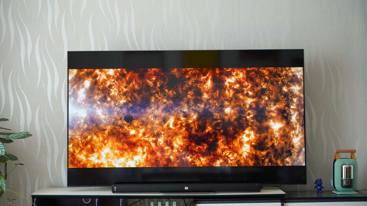 不到千元提升家庭观影体验 JBL CINEMA STV J100回音壁表现真“稳”！