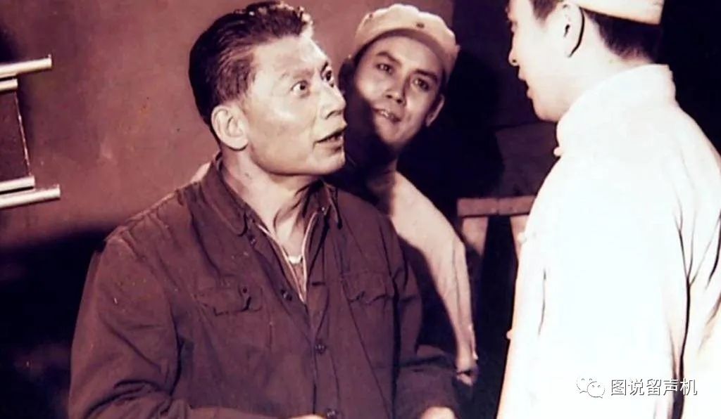 新老李向阳相聚 独不见“鬼子王”方化 新版《平原游击队》剧组照