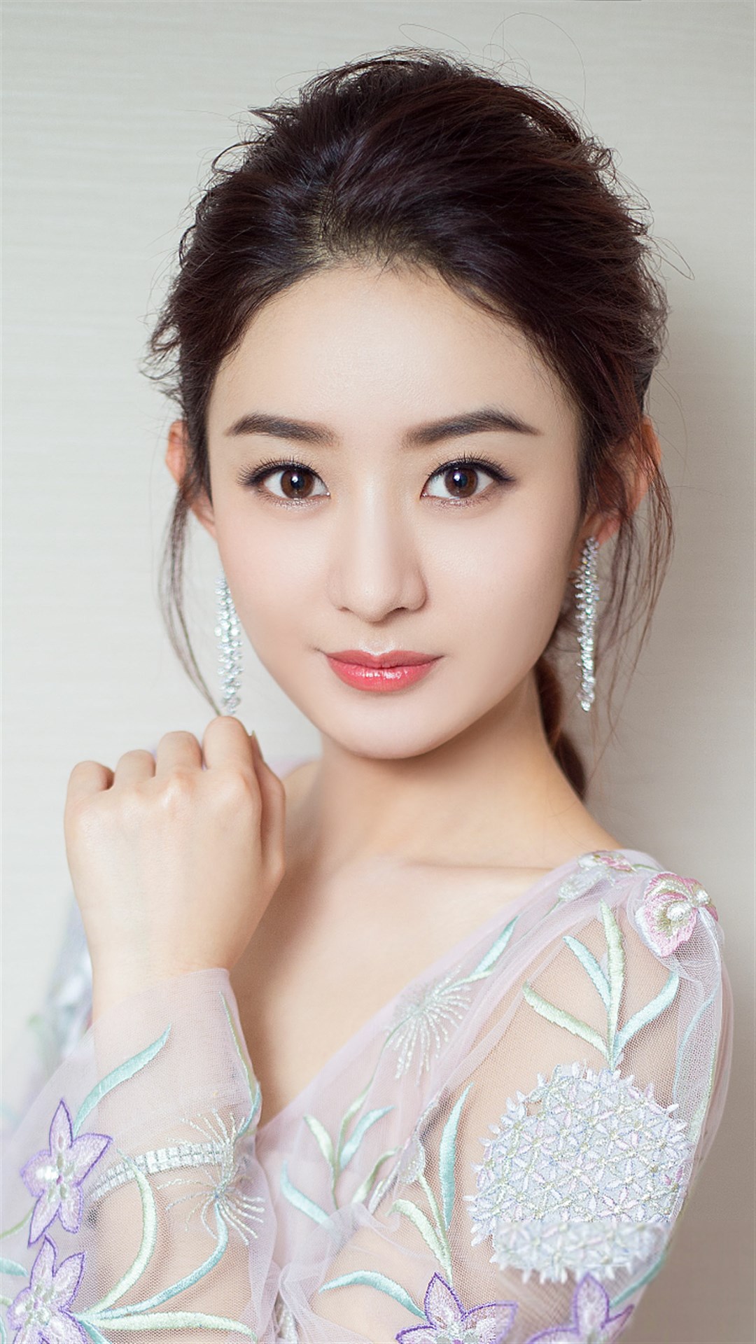 赵丽颖或将主演《那个不为人知的故事》?其后援会辟谣