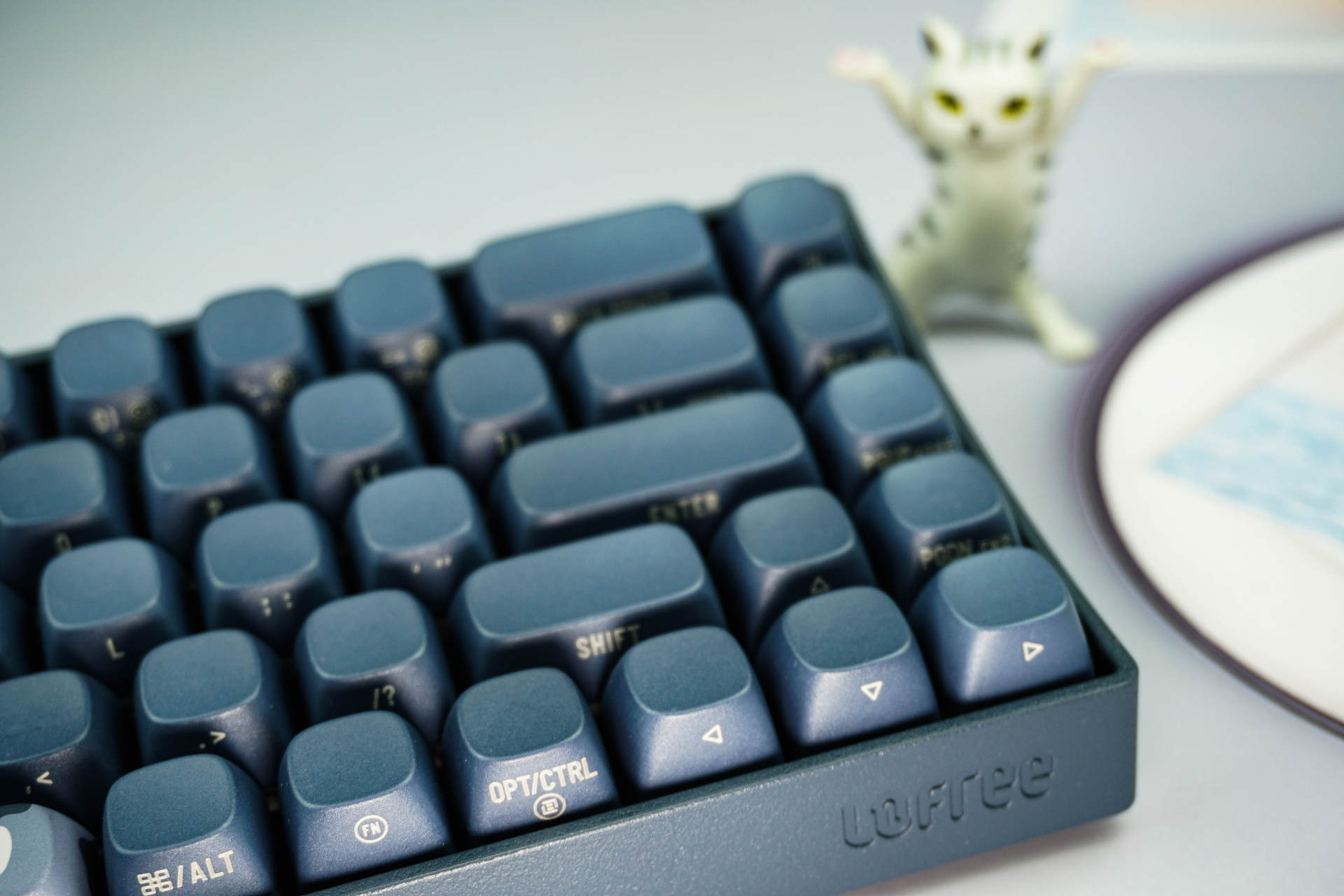 论颜值洛斐有话说！小翘新配色有点意思