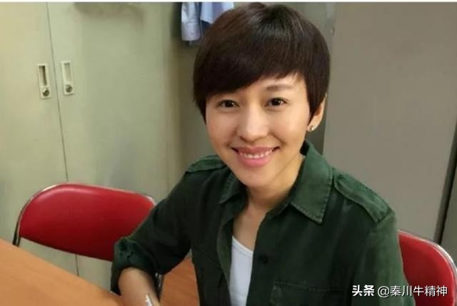 《新闻联播》主持人中9对最佳搭档