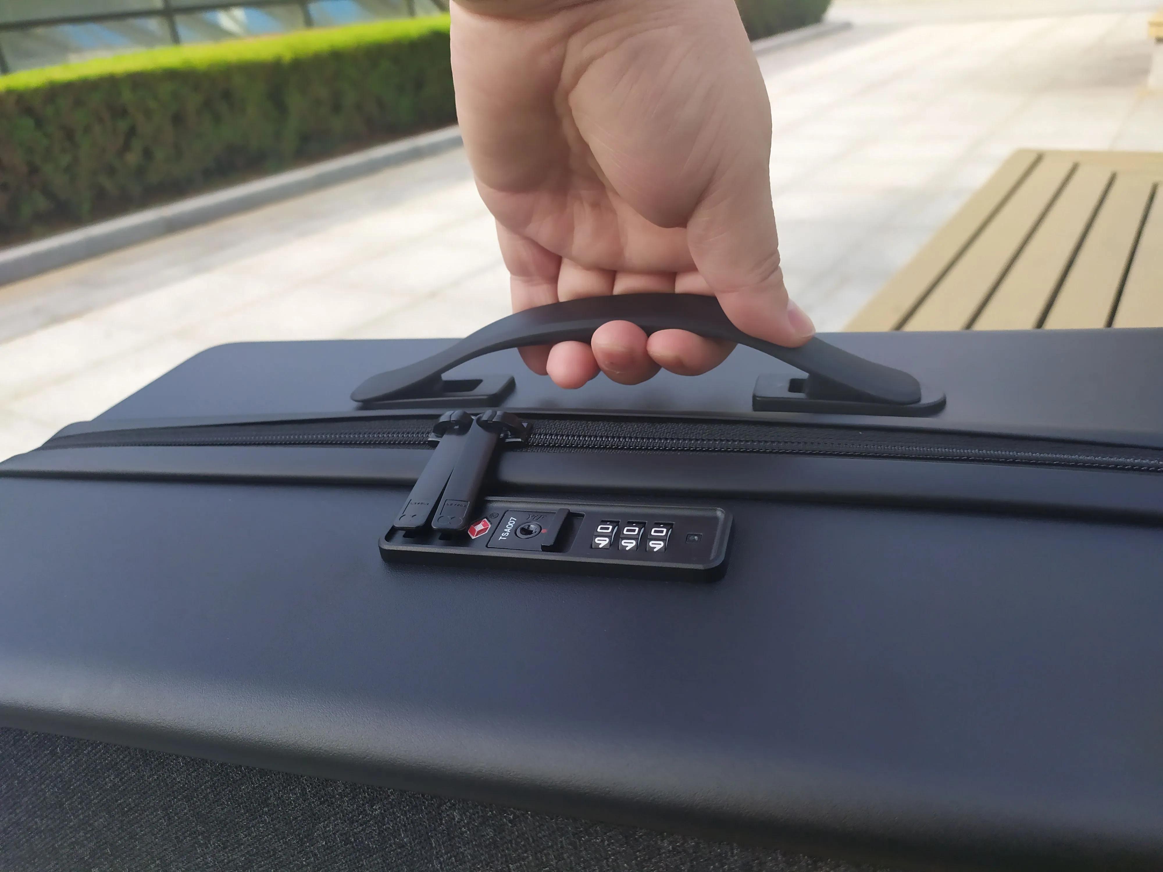旅伴相随，畅享品质出行，地平线8号城市脉搏行李箱体验