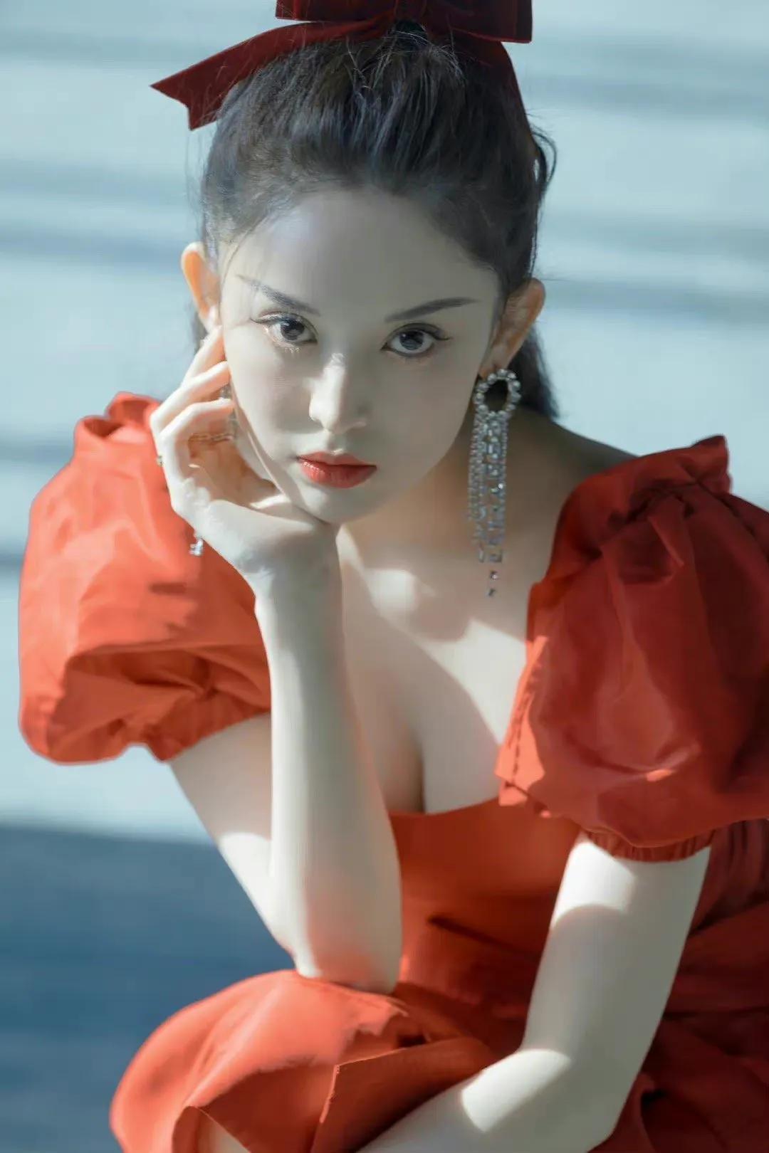 明星系列：看了古力娜扎才明白古代帝王征服西域不只是为了江山啊
