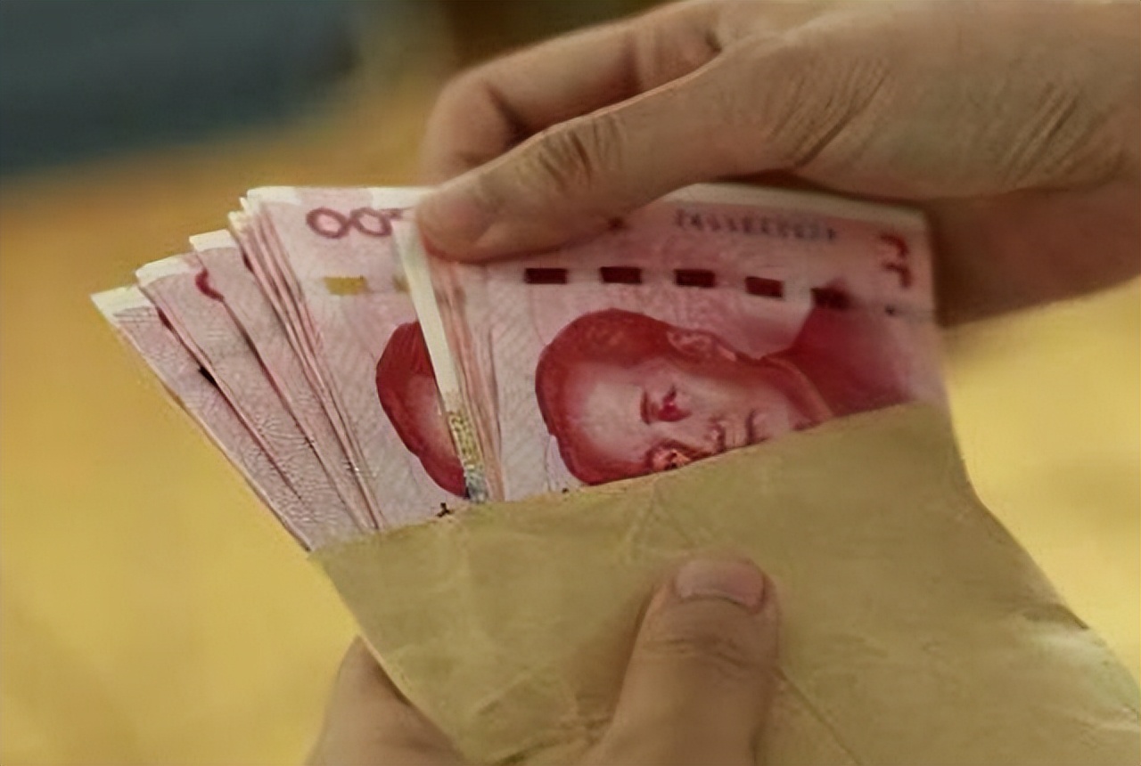 四川刑事律师：为亲友非法牟利罪立案量刑最新标准（2022更新）