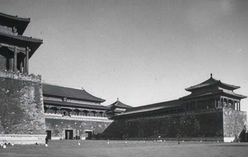 毛主席打算定都，为何又突然改主意？叶剑英预言北京是首都