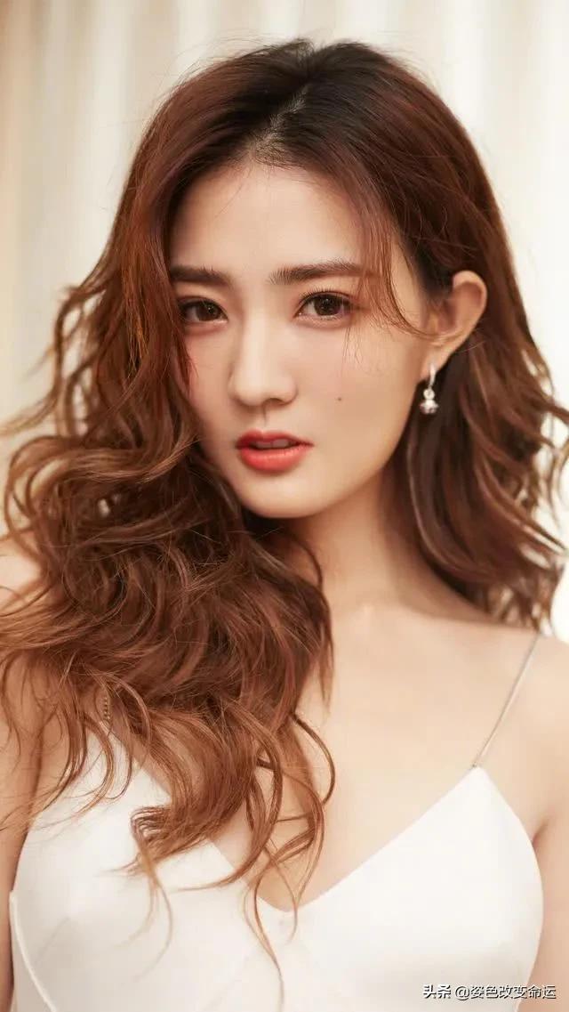 我们的当打之年，原来陈都灵年龄比徐璐大