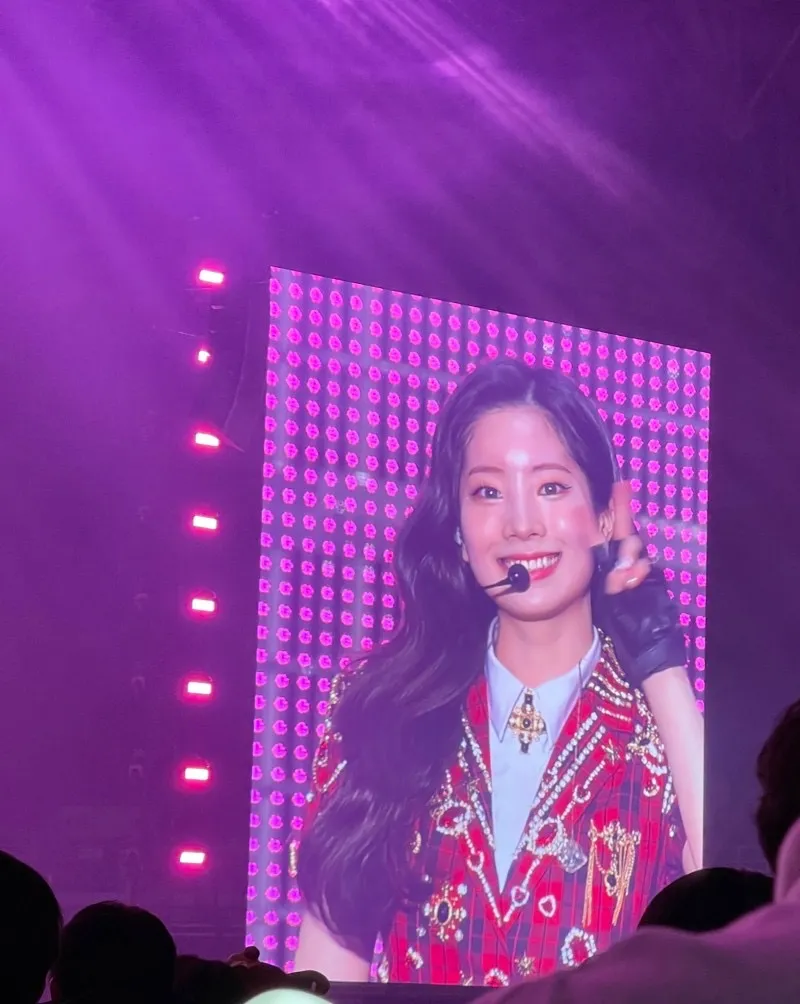 子瑜美貌引热议,令韩网疯狂;刘在石再获大赏,共计18次
