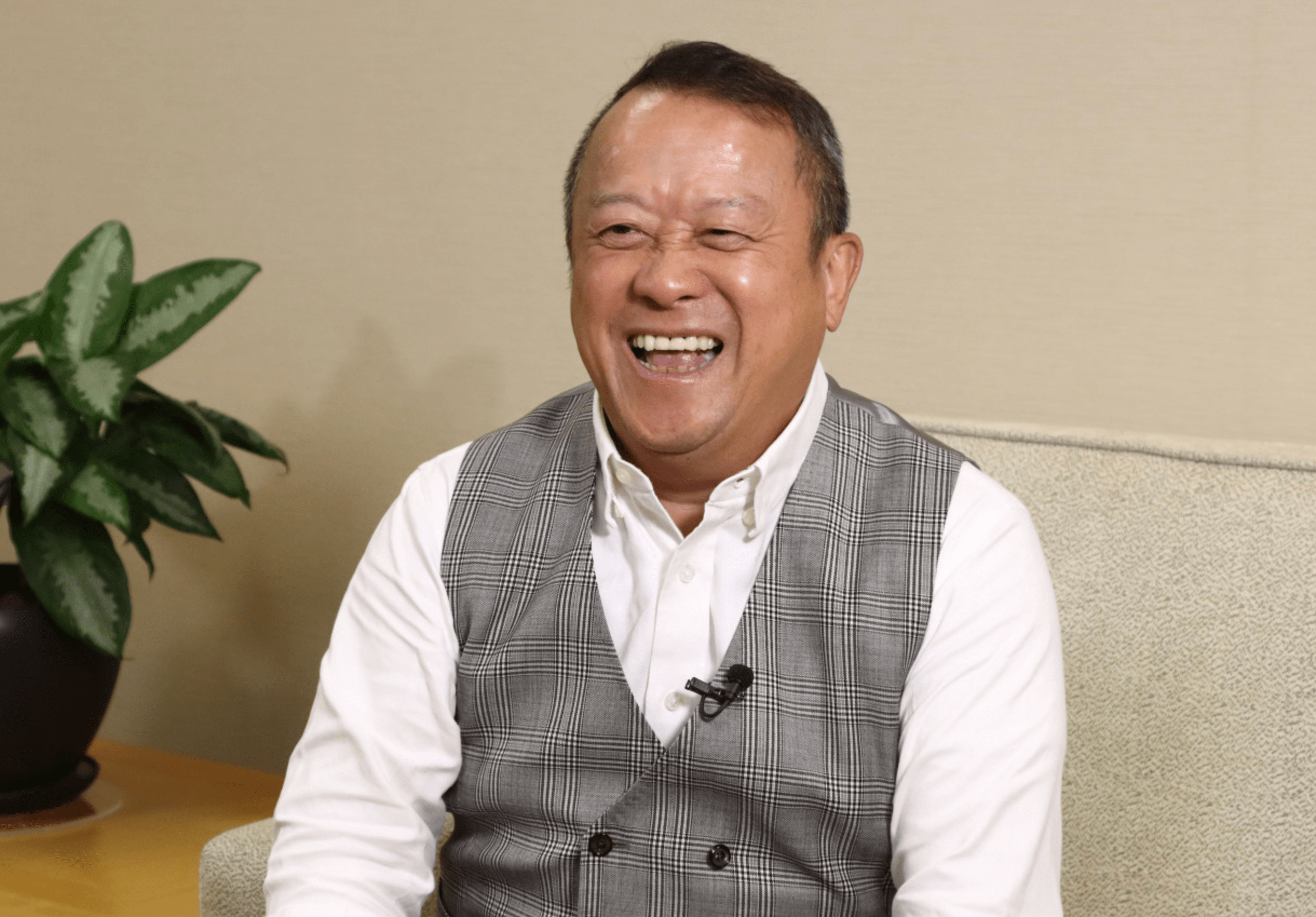 曾志伟在港姐选秀上发言引争议,网友:本性难改!