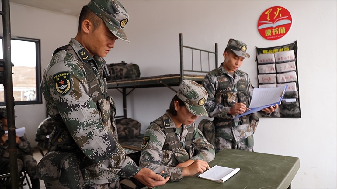 文武兼备，看这群大学生女兵的青春芳华