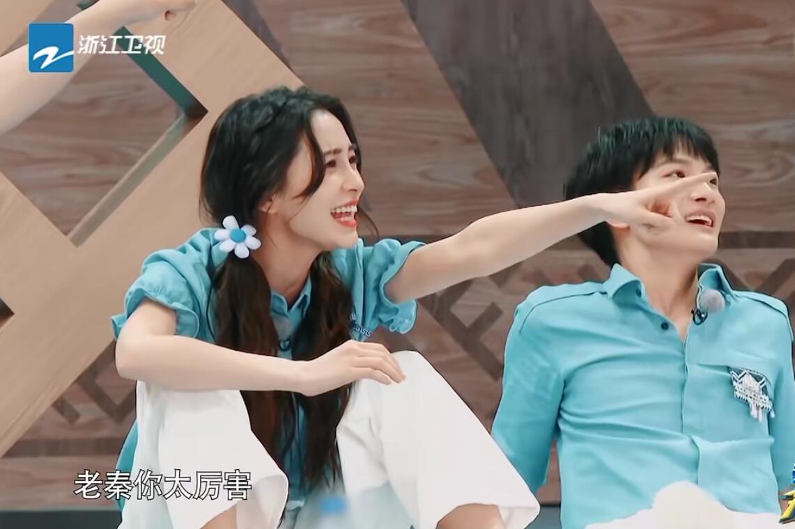 蔡徐坤的“蠢萌”，秦霄贤的“不自知”，让这期《跑男》彻底封神