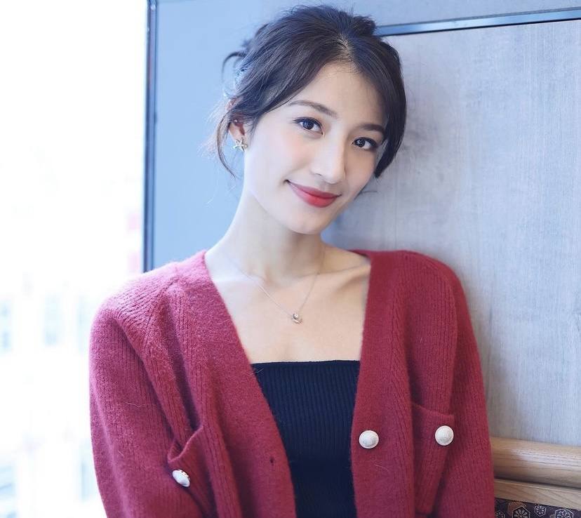 直击今年港姐选美三大热门!有人是知名星二代,有人神似迪丽热巴