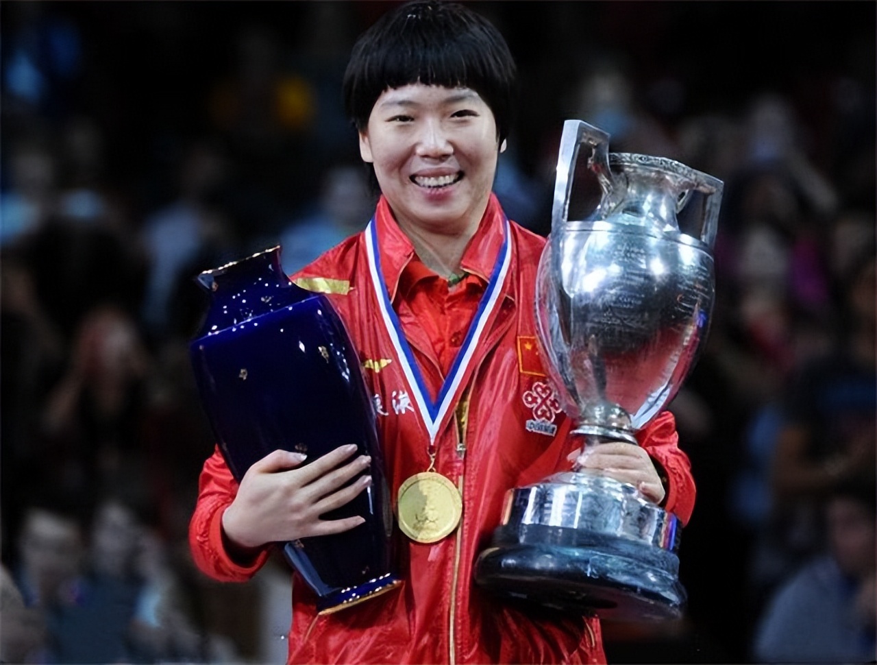 2017乒乓球世界杯女子决赛冠军(世界冠军李晓霞:花18年登顶大满贯