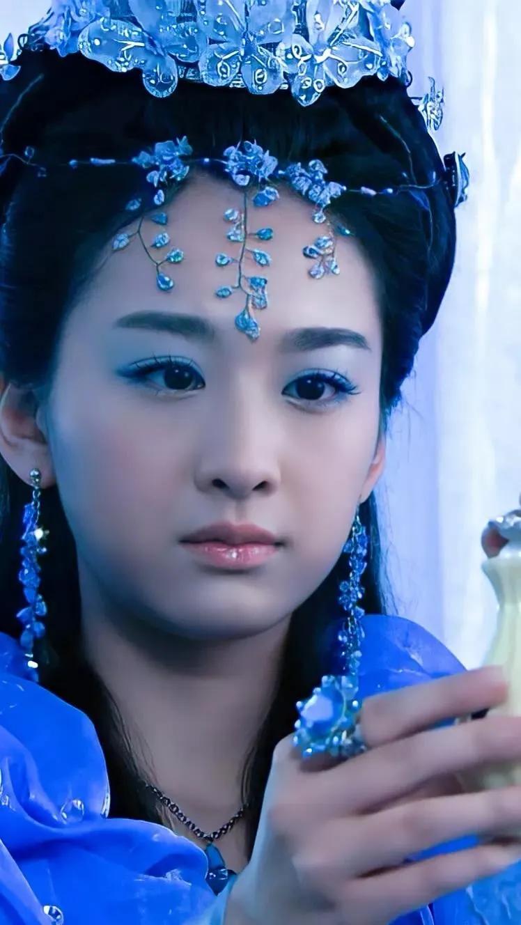 清纯小白兔+暗黑霸王花，又甜又盐坏起来带感的女演员盘点