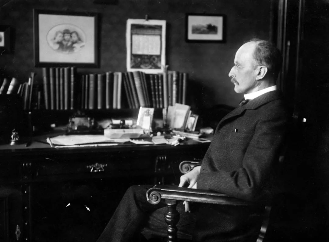 「科普」量子力学从何而来，从什么角度理解量子力学？