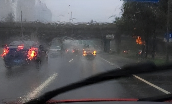 �������� ��ȫ�г����Բ�����