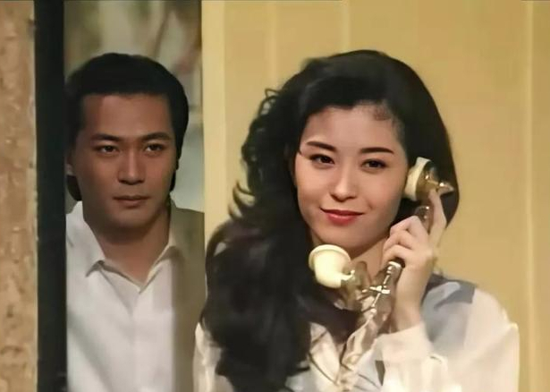 妩媚风情不等于艳俗风骚,让这8位女星告诉你啥叫"媚骨天成"