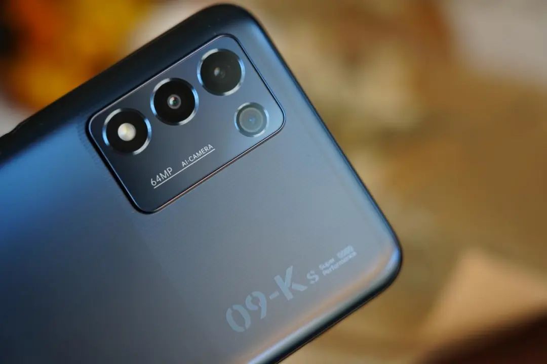 2022适合学生党，从大学用到毕业的5款手机，至少流畅三五年​