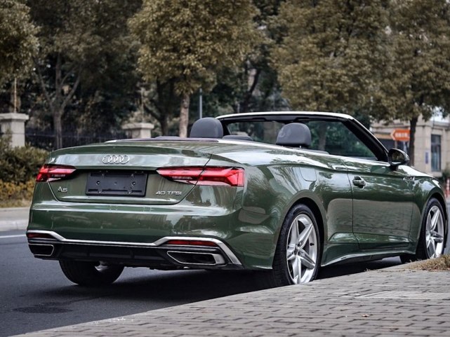 奥迪敞篷跑车(安徽小伙花48万买辆奥迪a5敞篷,两门四座,比a6运动奔放)