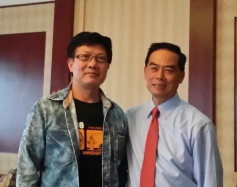 第十一届女性成长论坛在郑大西亚斯国际学院举行