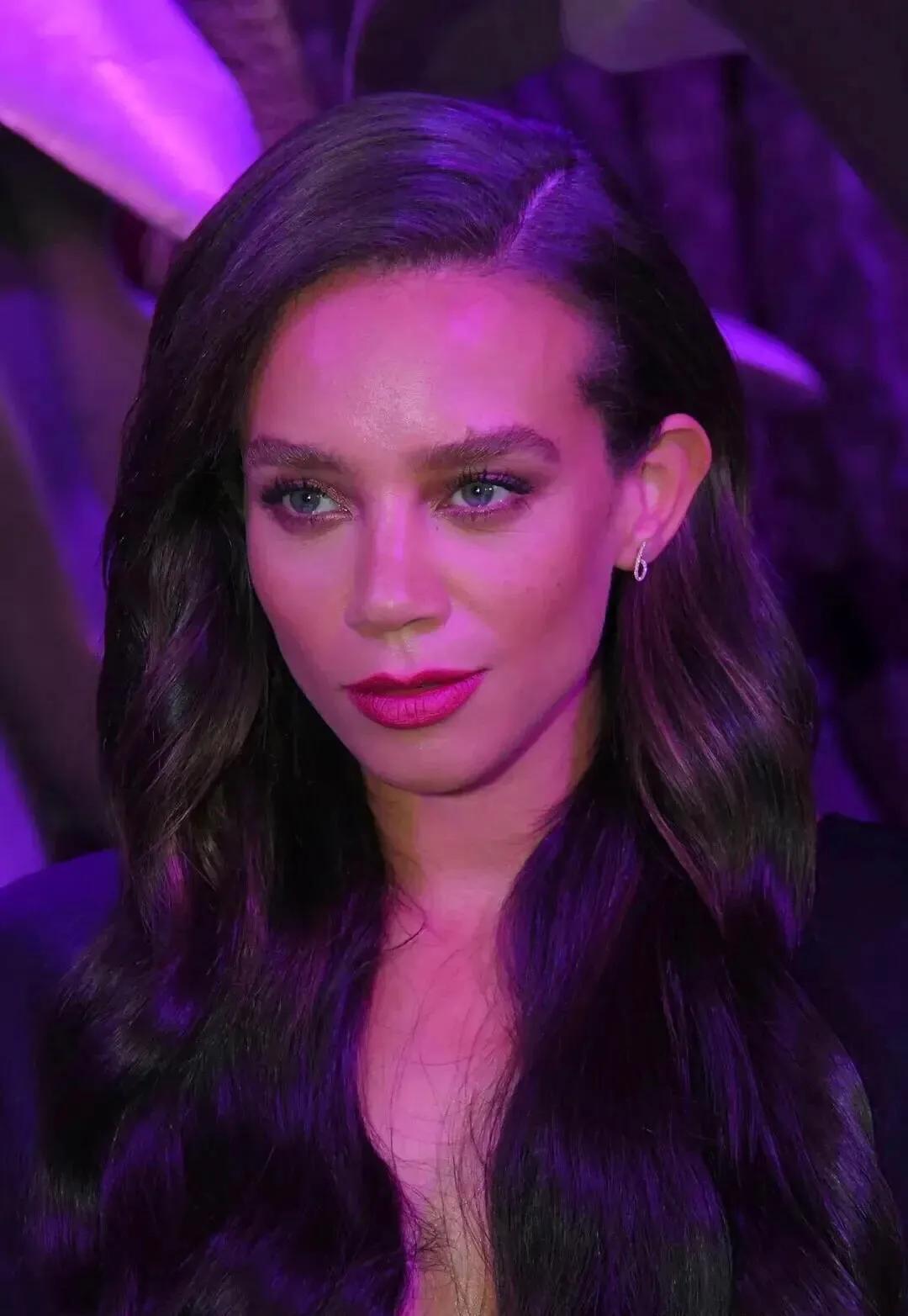 汉娜·乔恩-卡门 好莱坞新一代动作女星