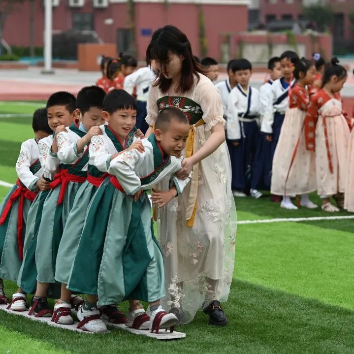 成都市双流区棠湖小学（南区）开展“我们的节日—端午”系列活动