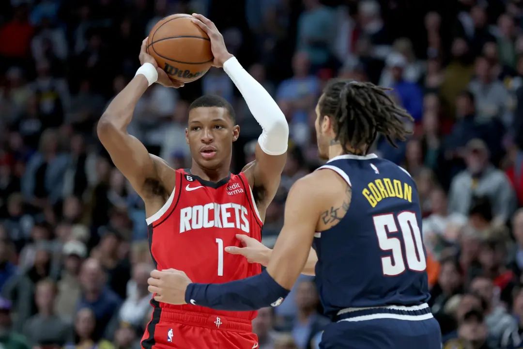 nba資訊火箭（火箭再負掘金，美媒曝三方交易，戈登馬丁離隊倒計時？）