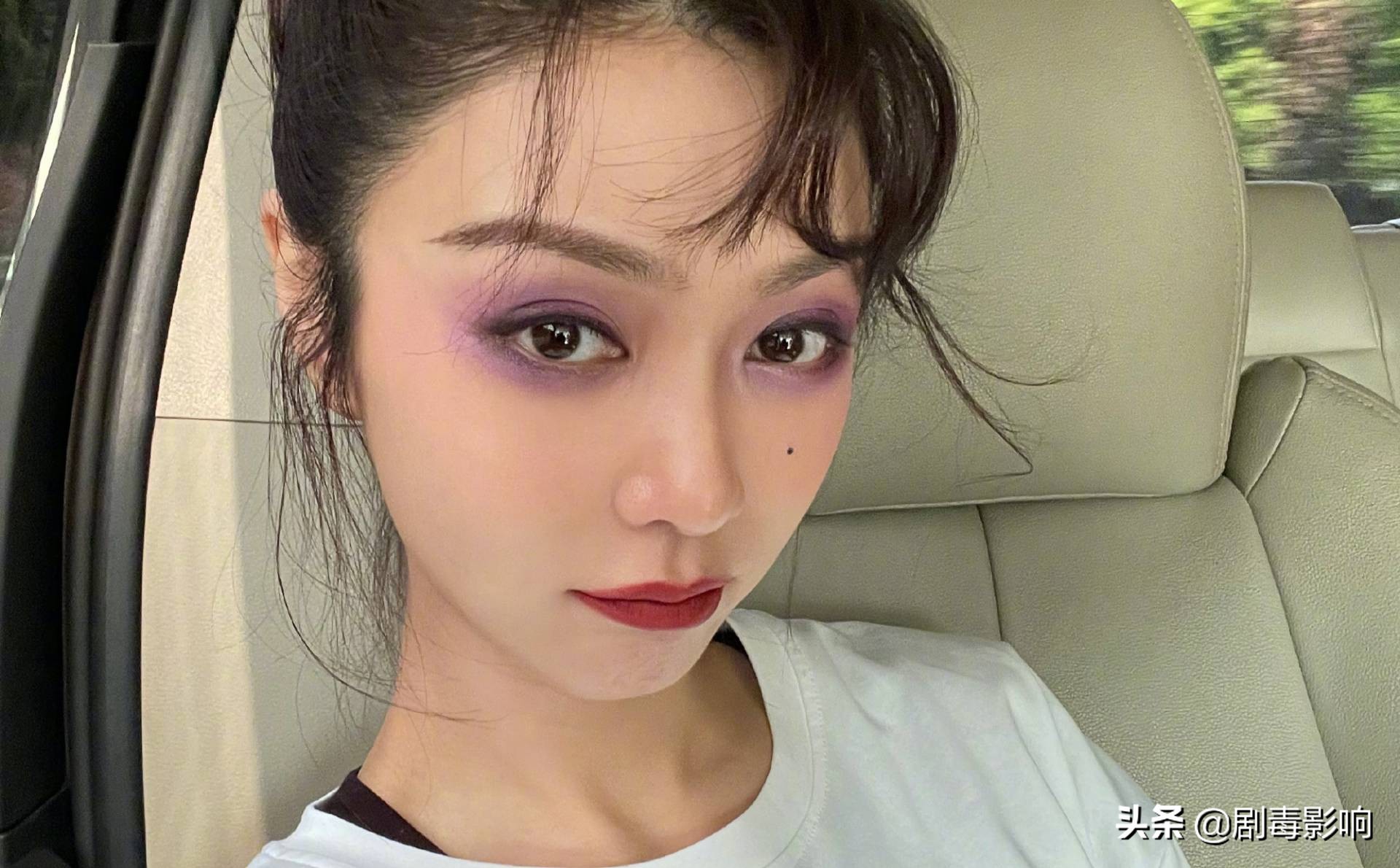 港媒曝胡杏儿靠《乘风破浪》商务不断，薛凯琪也随之资源飞升