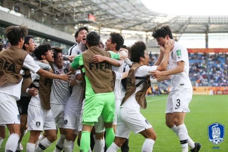 又输0-3(再度0-3！韩国足球患上“恐日噩梦”？他们到底输在哪？)