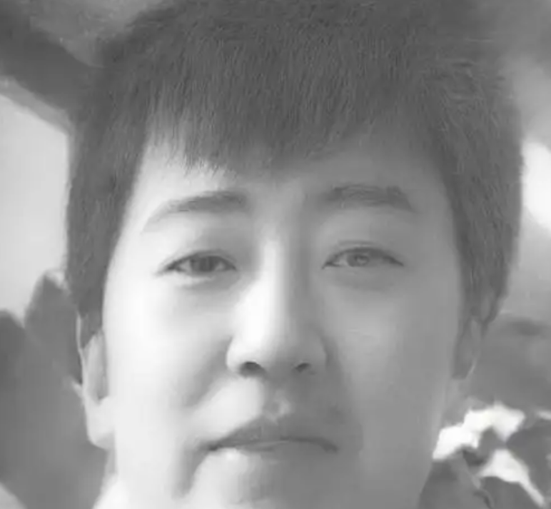 大连“五七空难”：103名乘客和9名机组人员全部遇难，无一人生还