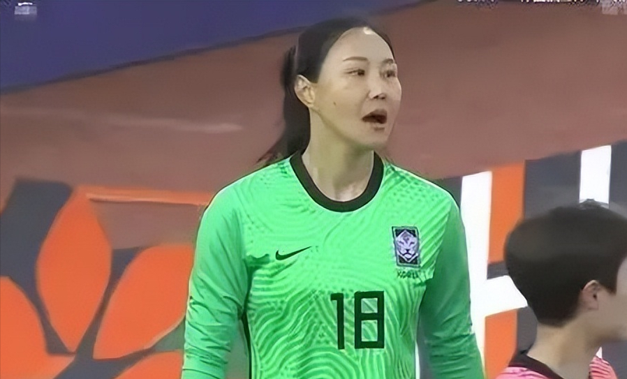 韩国队的守门员的详细资料(韩国37岁"足球守门员"金正美,见证中国夺冠