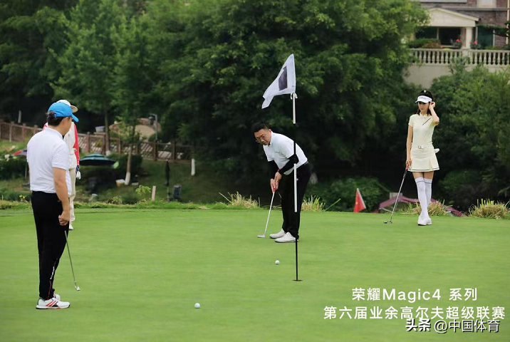 深圳观澜湖高尔夫球会(第六届业余高尔夫超级联赛热度再升级)