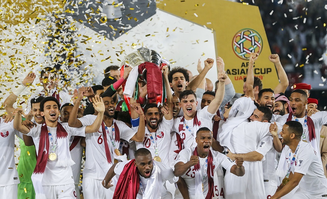 曼联为什么在英超称霸（试图天价收购曼联的卡塔尔财团，为什么如此喜欢投资足球？）